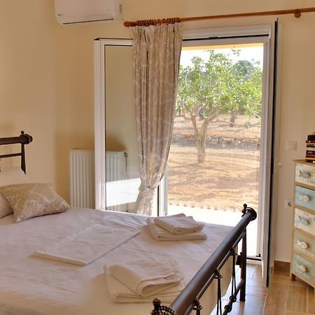 Nick'S House Villa Aegina Exterior photo